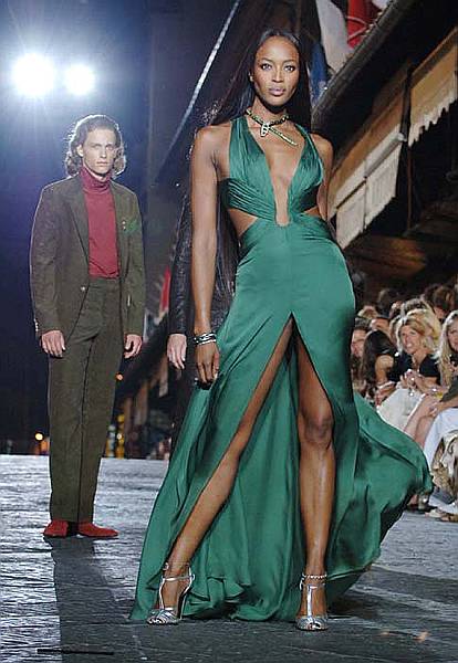 SFILATA CAVALLI 07